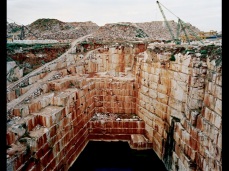 Edward Burtynsky; Iberia Quarries 1; 2006